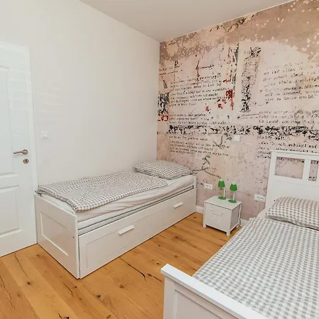 Dalomar Apartament *