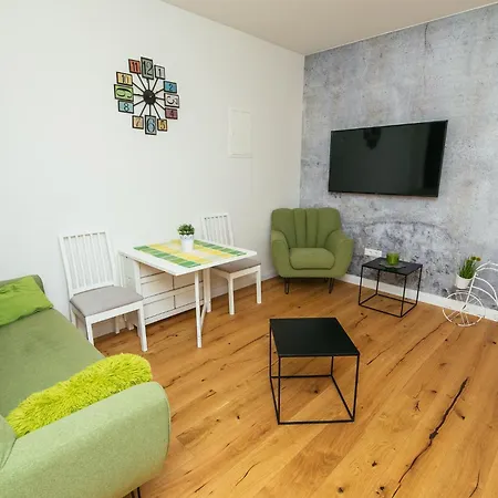 Dalomar Apartment
