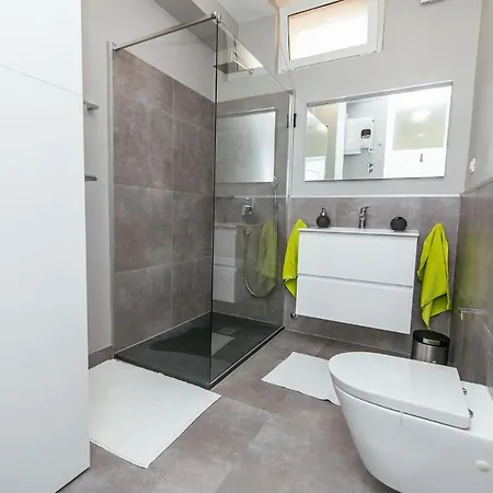 Dalomar * Biograd Na Moru