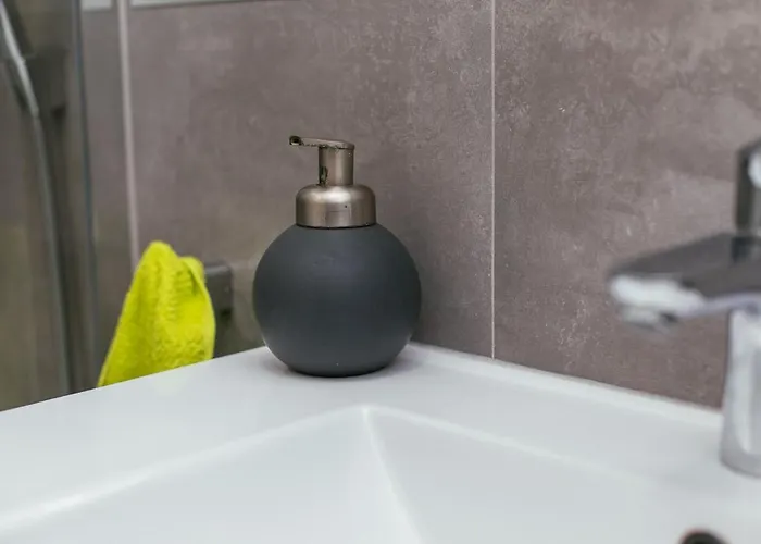 Dalomar * ביוגראד נה מורו